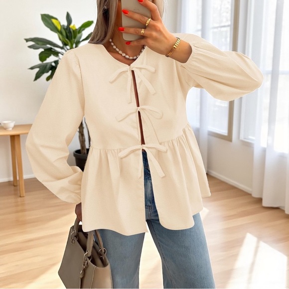 Zesica Tops - Cream Dream: ZESICA Tie-Front Babydoll Long-Sleeve Top - Medium Marvel! 🌟 NWOT